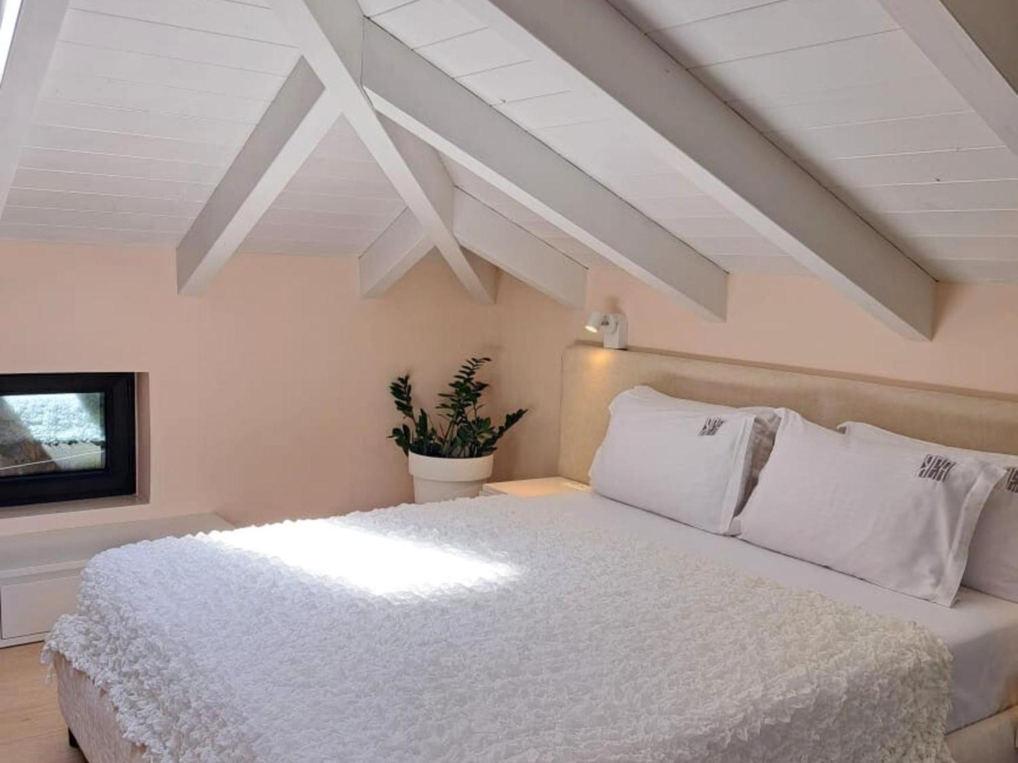 Hotel Rea Boutique Himarë
